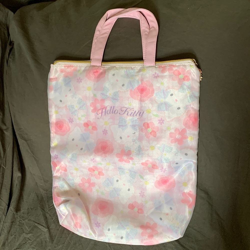 Soft cute zippered tote